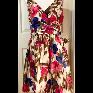 Jessica H Floral Print dress with pockets